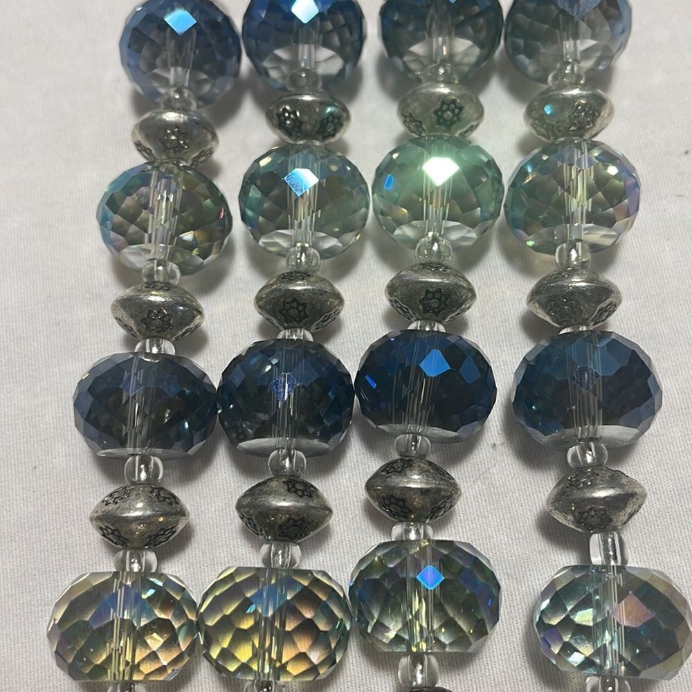 4 strands of beads 